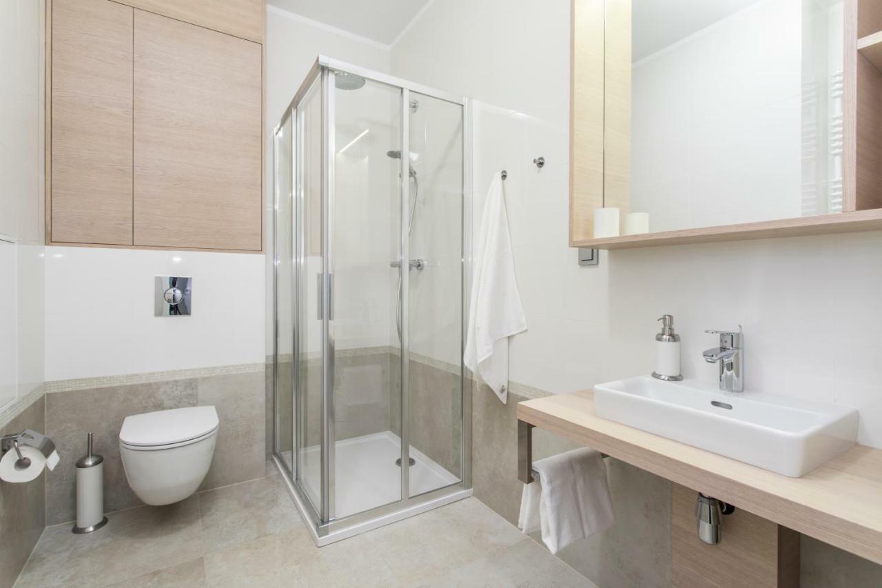Pensjonat Victoria By Oneapartments Sopot Luaran gambar